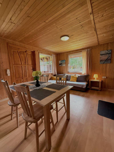 Zdjęcie wnętrza domku 3